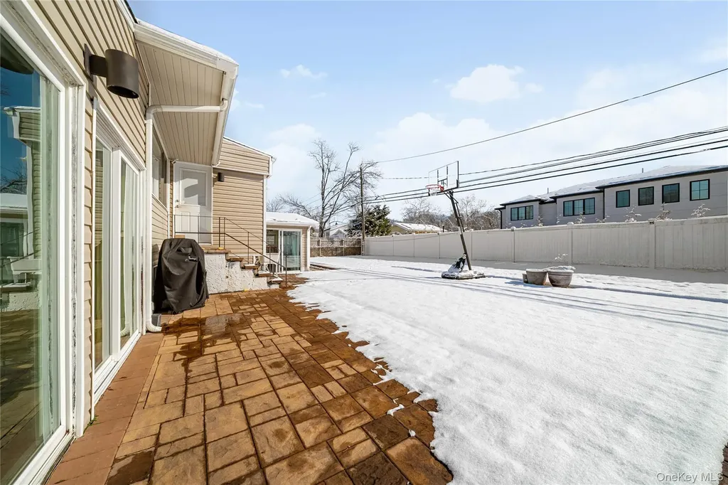 98 Birchwood Park Drive Jericho NY 11753