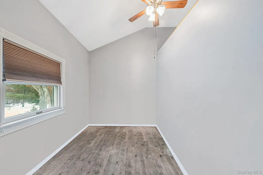 132 Gladstone Avenue West Islip NY 11795