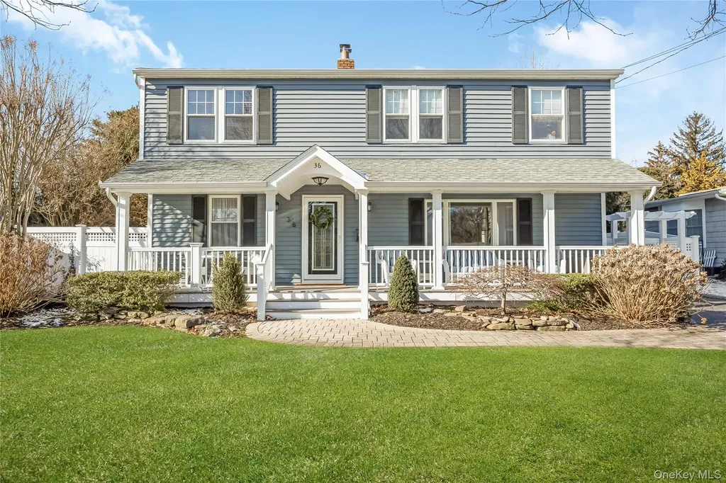 36 Wingam Drive Islip NY 11751