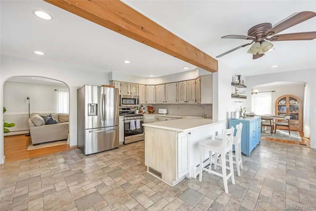 36 Wingam Drive Islip NY 11751
