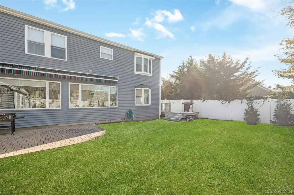 36 Wingam Drive Islip NY 11751