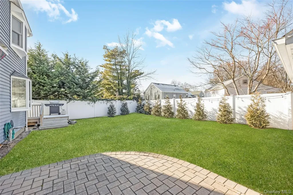 36 Wingam Drive Islip NY 11751