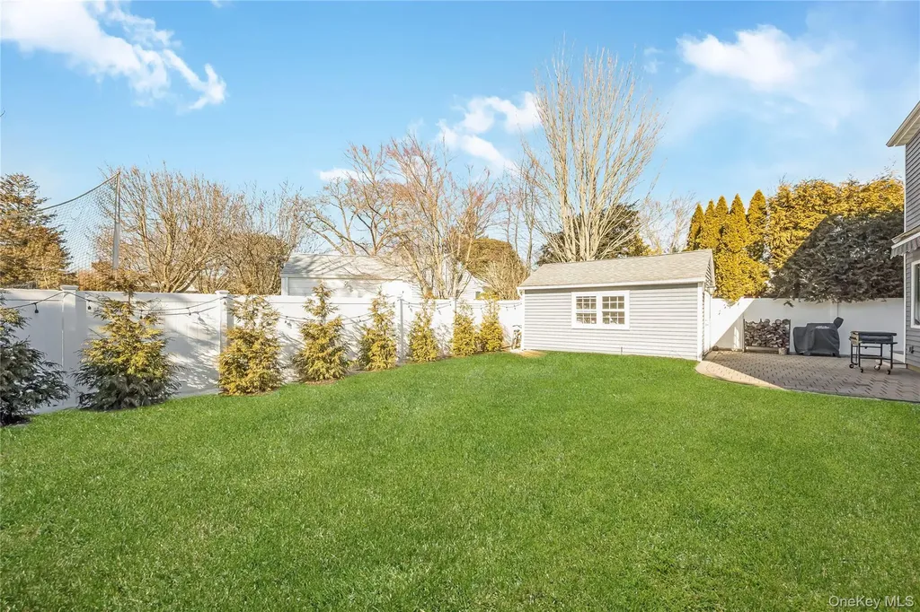 36 Wingam Drive Islip NY 11751