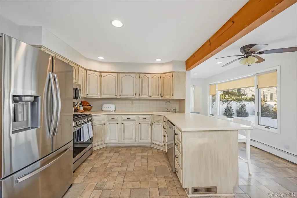 36 Wingam Drive Islip NY 11751