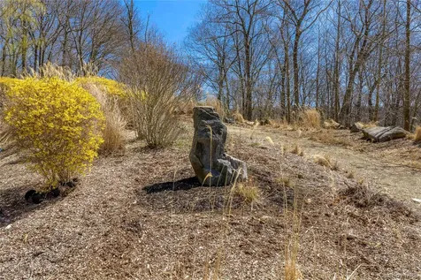93 Settlers Hill Road Brewster NY 10509