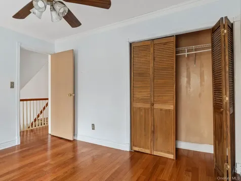 27 Brick Row Street Athens NY 12015