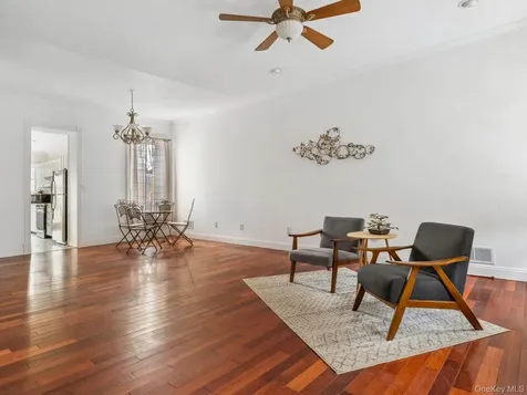 27 Brick Row Street Athens NY 12015