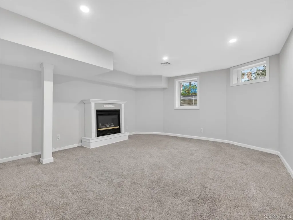 79 Lafayette Avenue Suffern NY 10901