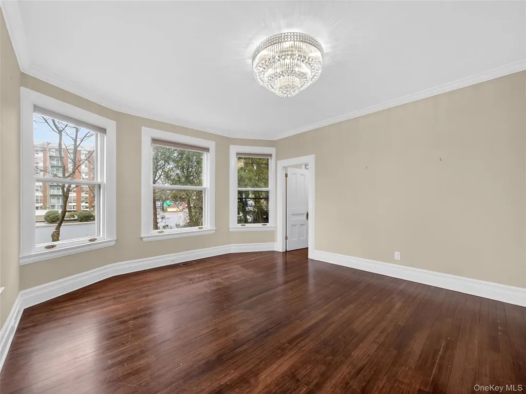 79 Lafayette Avenue Suffern NY 10901
