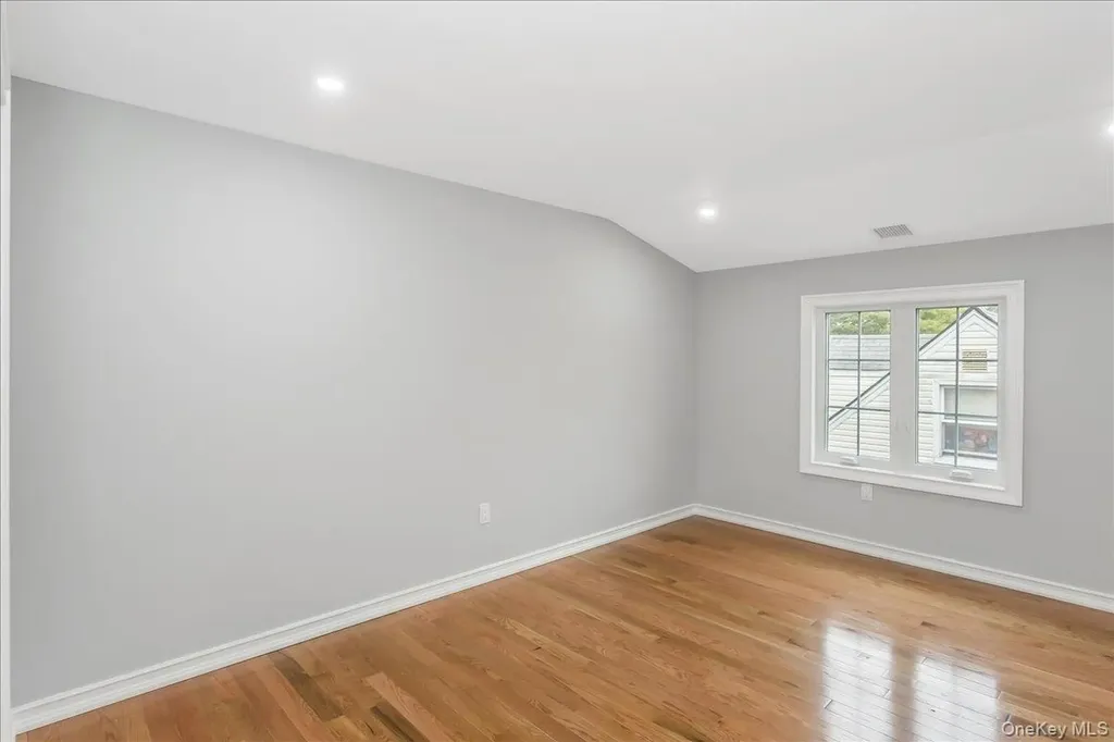 24336 Caney Road Rosedale NY 11422