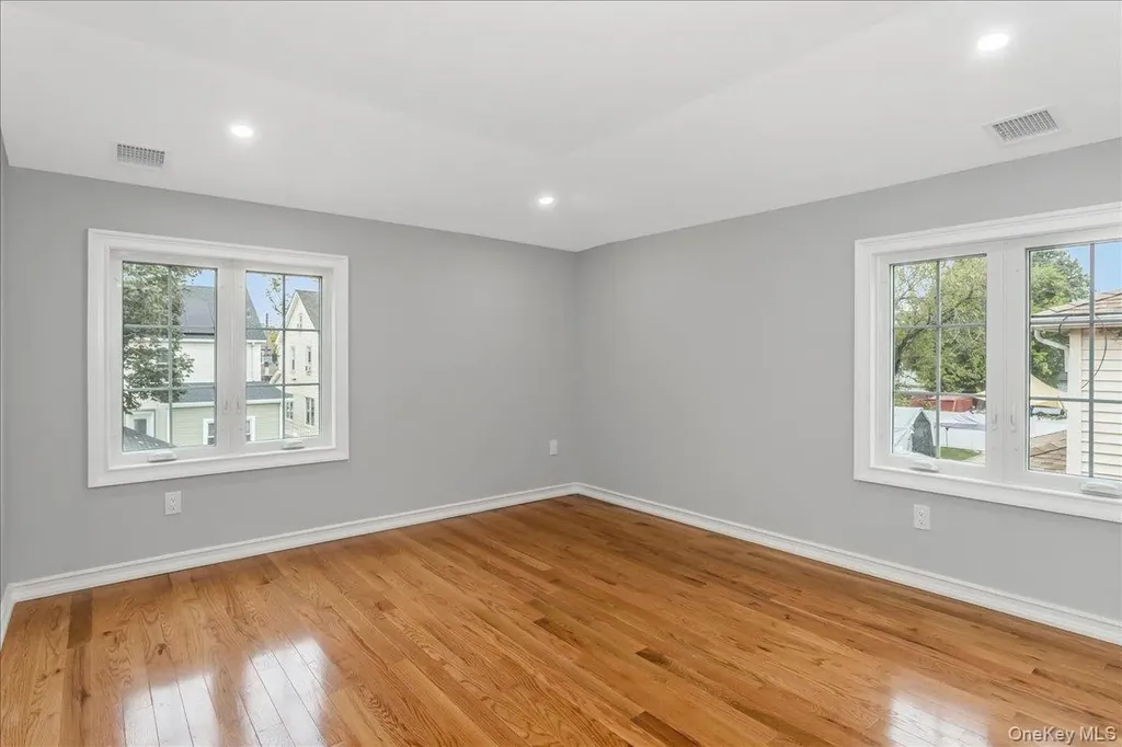 24336 Caney Road Rosedale NY 11422