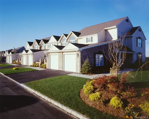 24 Neal South Setauket NY 11720