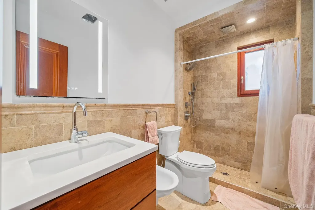181 Walnut Street Lynbrook NY 11563