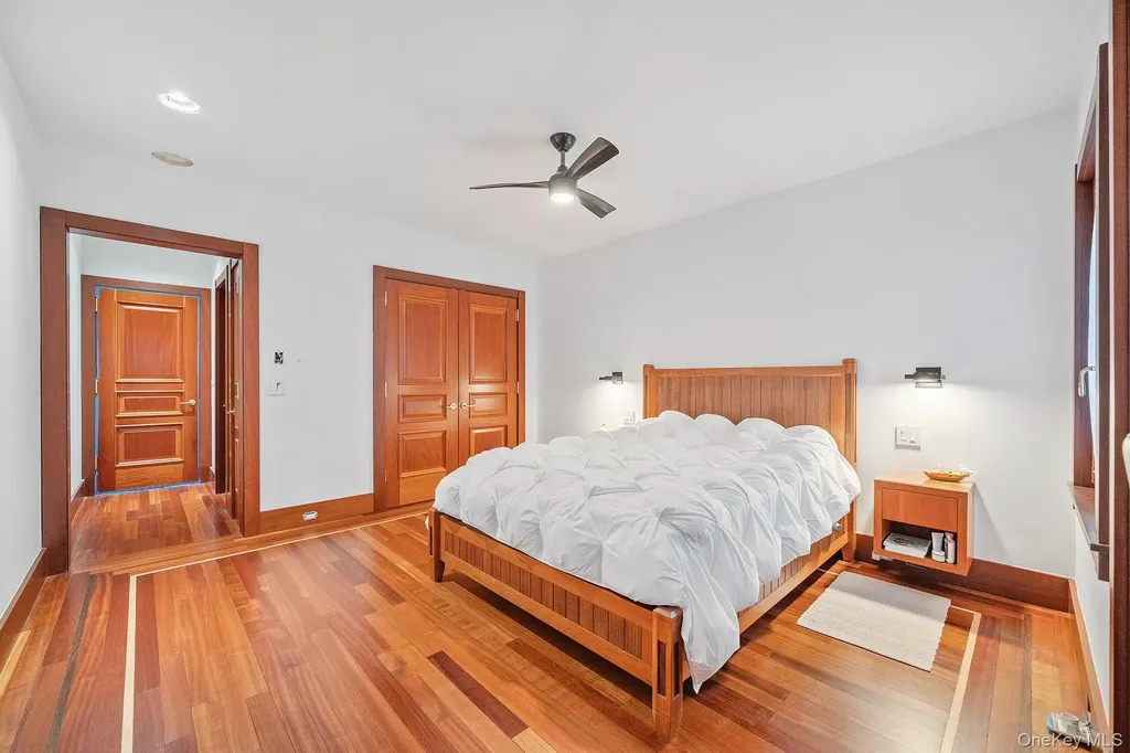 181 Walnut Street Lynbrook NY 11563