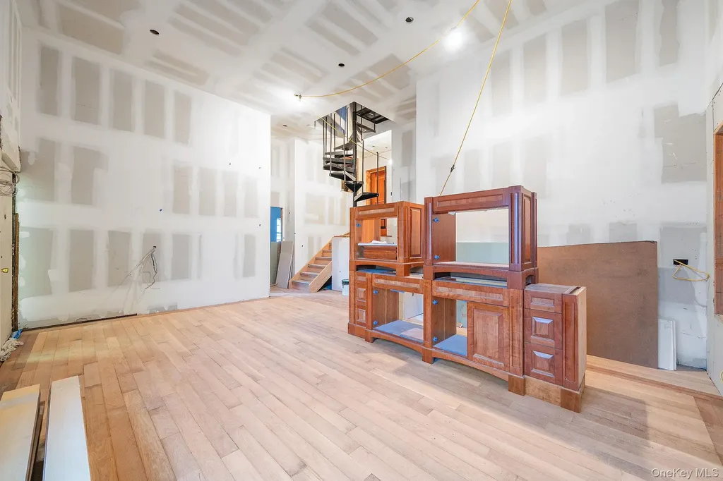 181 Walnut Street Lynbrook NY 11563