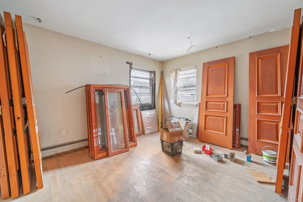 181 Walnut Street Lynbrook NY 11563