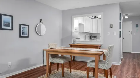 20 Old Mamaroneck Road White Plains NY 10605