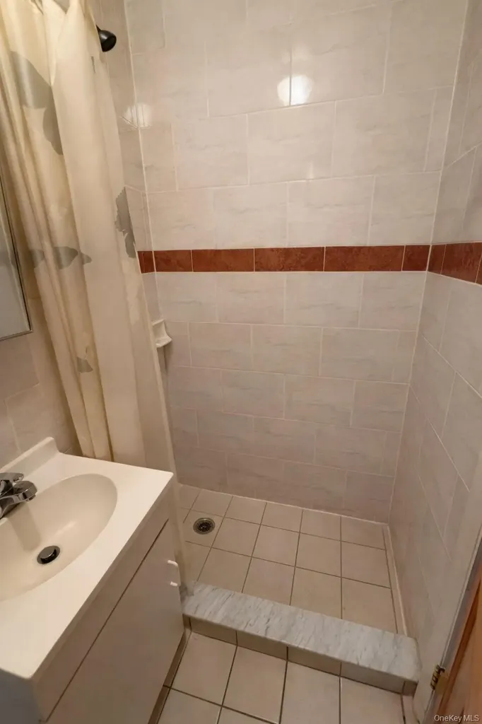 138-10 35th Avenue Flushing NY 11354