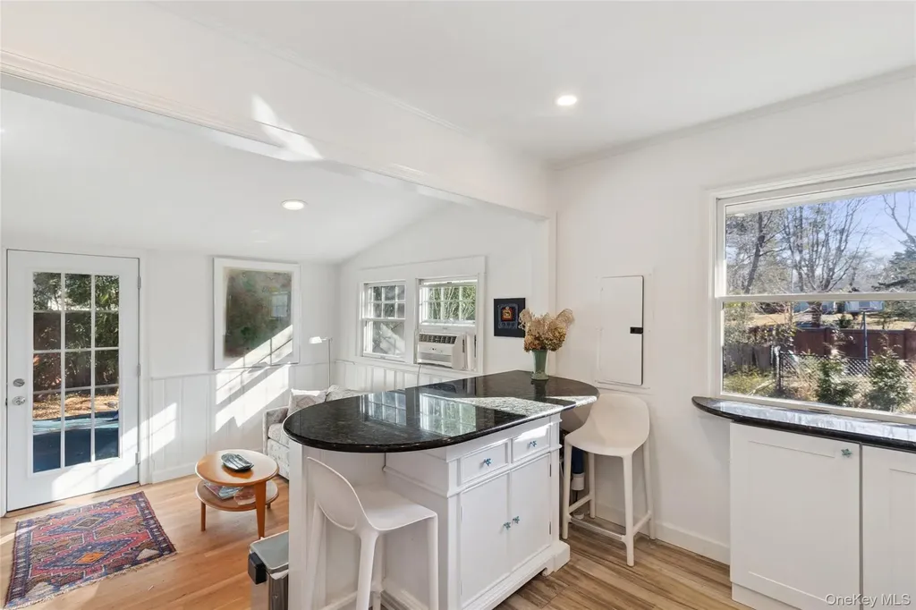 165 Springville Road Hampton Bays NY 11946