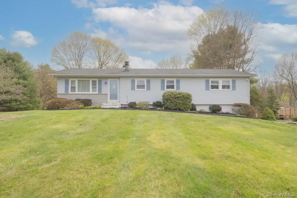 27 Monaco Drive Hopewell Junction NY 12533