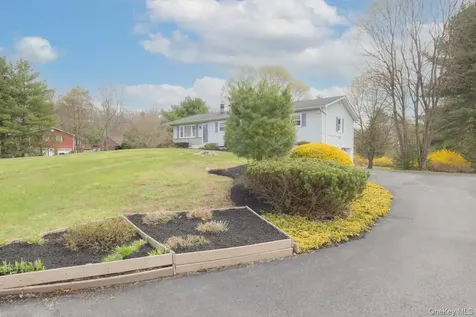 27 Monaco Drive Hopewell Junction NY 12533