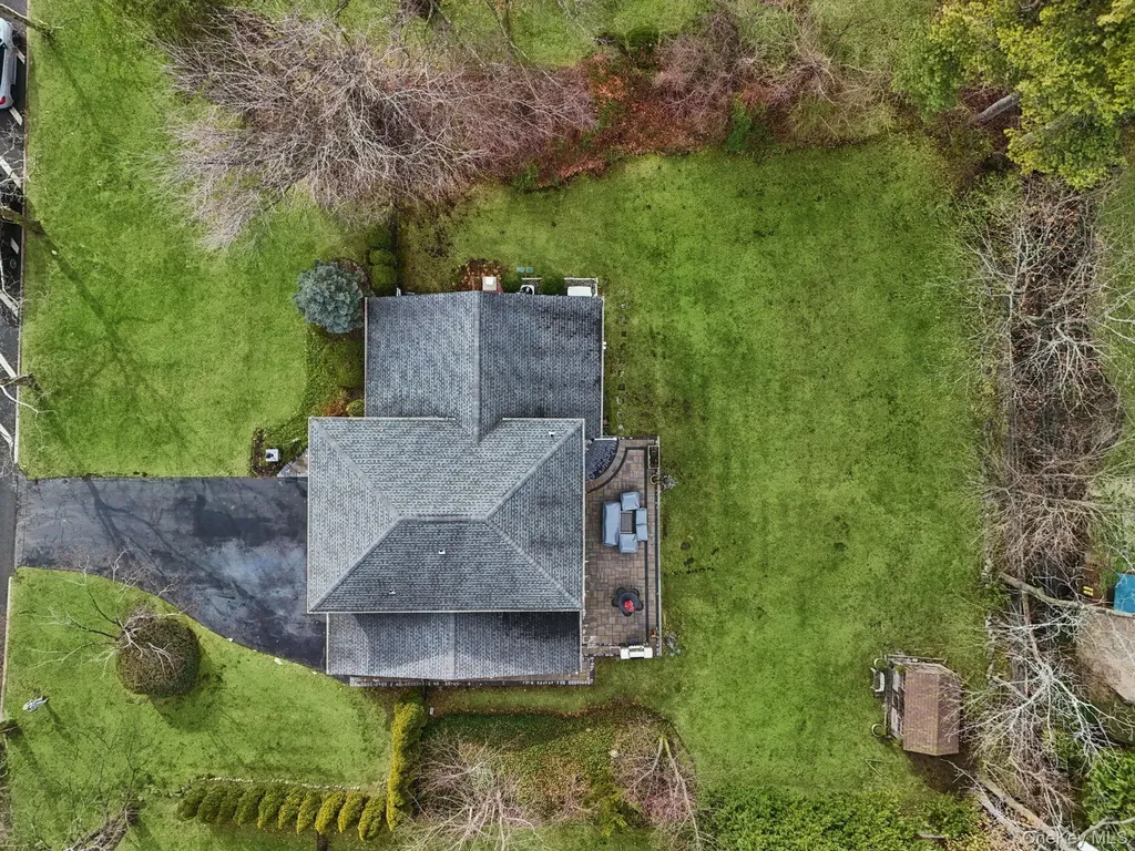 14 Fairway Drive Great Neck NY 11020