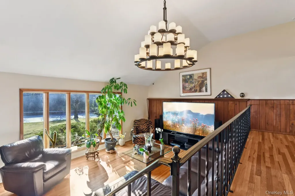 14 Fairway Drive Great Neck NY 11020