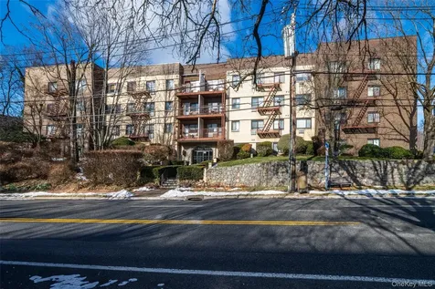 2221 Palmer Avenue New Rochelle NY 10801