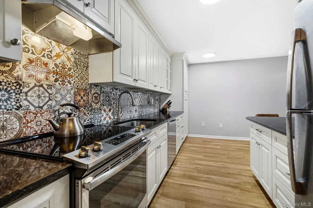 100 High Point Drive Hartsdale NY 10530