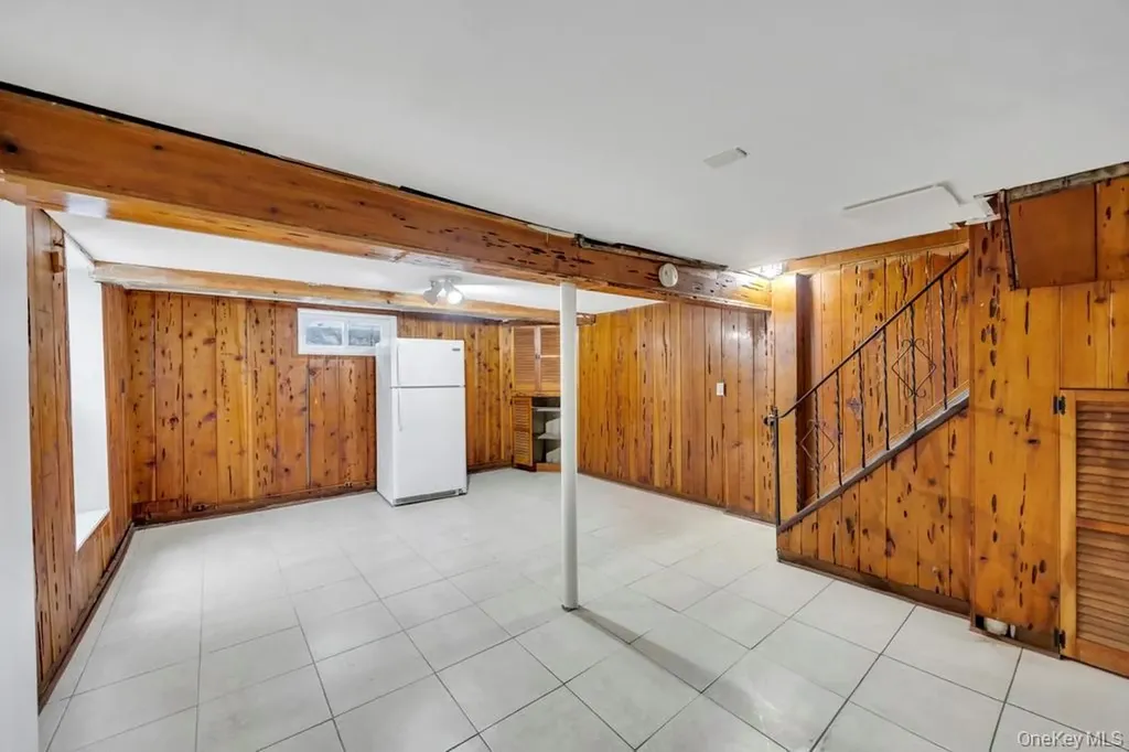 88 Krug Place Mineola NY 11501