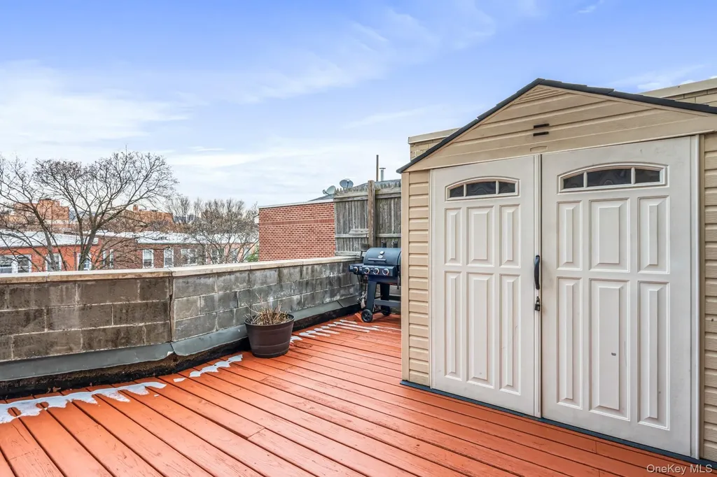8115 Queens Boulevard Elmhurst NY 11373