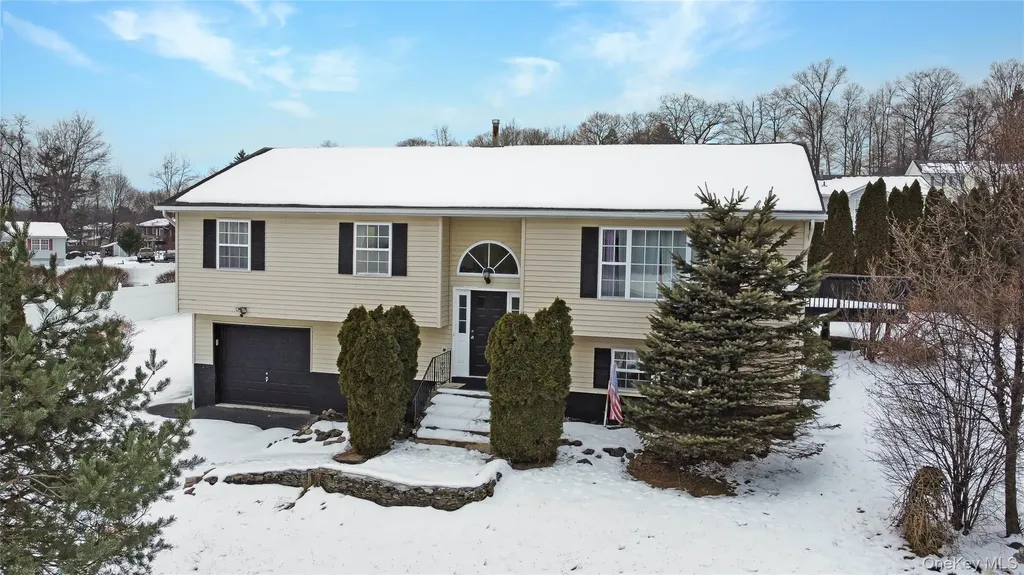 22 Sharon Drive Middletown NY 10941