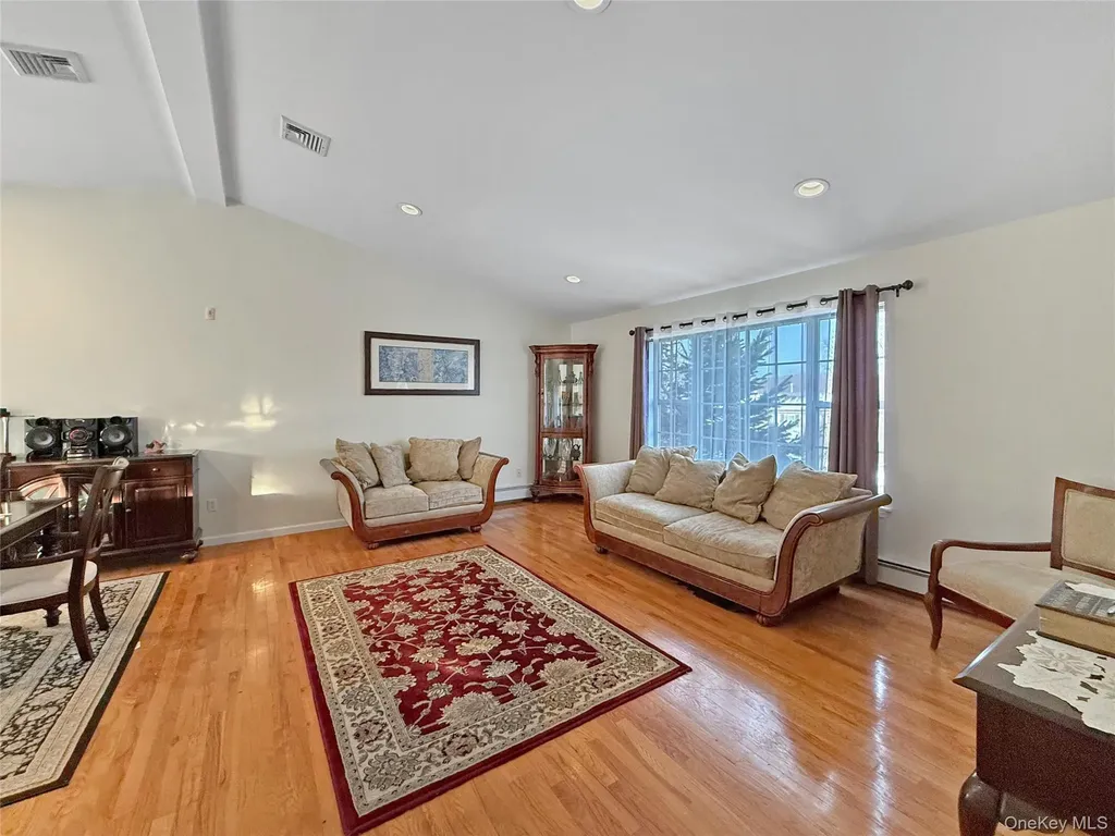 22 Sharon Drive Middletown NY 10941