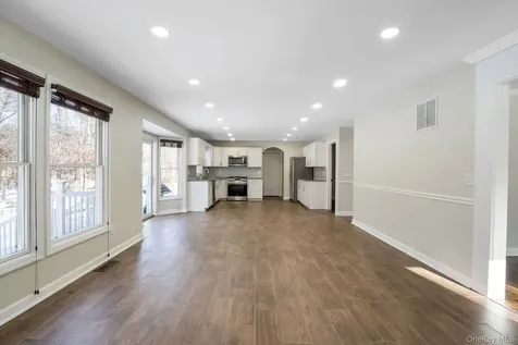 400 Eastport Manor Road Manorville NY 11949