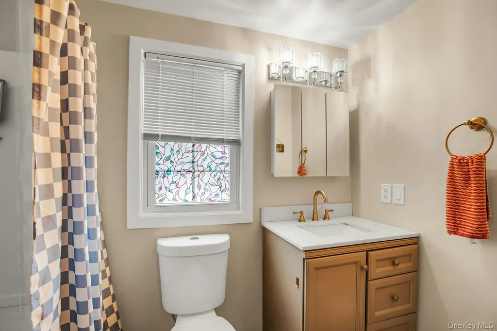 58 Valley Forge Drive Bohemia NY 11716