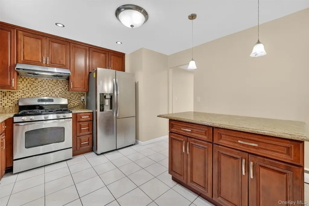 193 Kings Highway Congers NY 10920