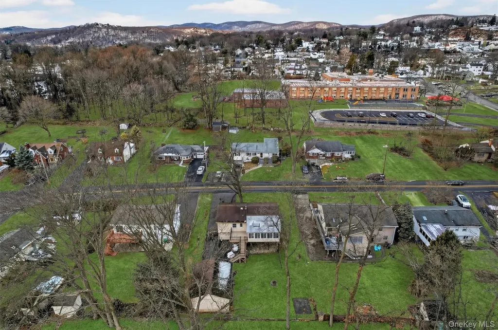 122 Jay Street Stony Point NY 10980