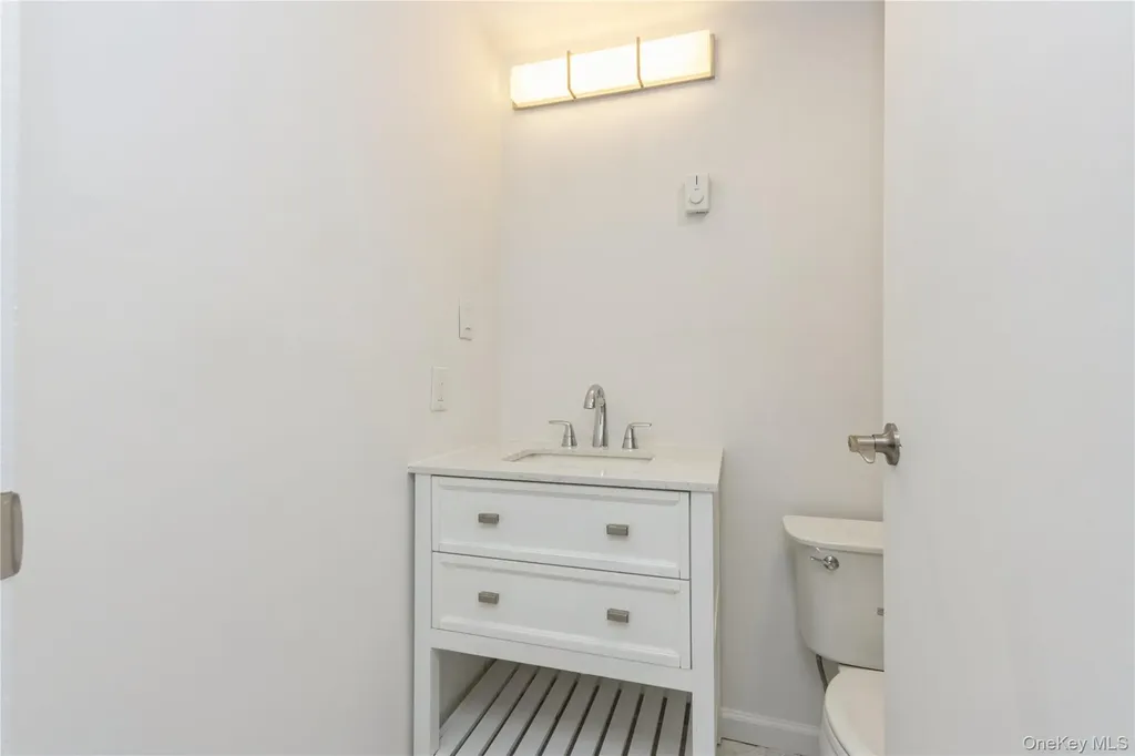 20 Lake Road Mahopac NY 10541