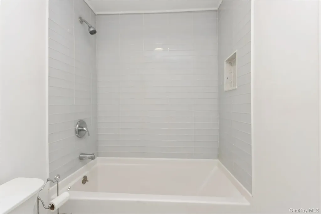20 Lake Road Mahopac NY 10541