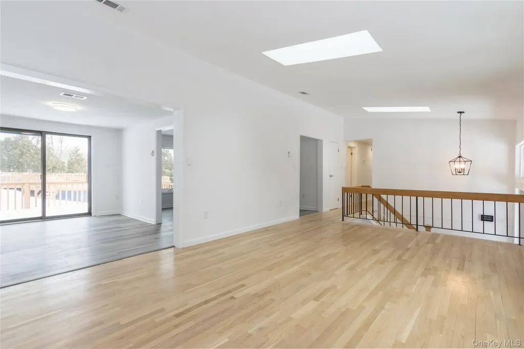 20 Lake Road Mahopac NY 10541