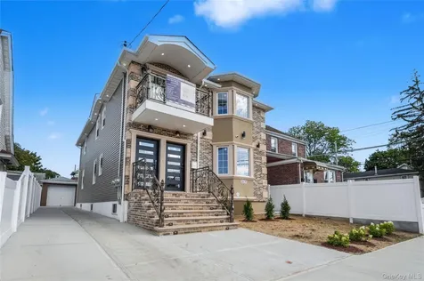 116-39 Newburg Street Saint Albans NY 11412