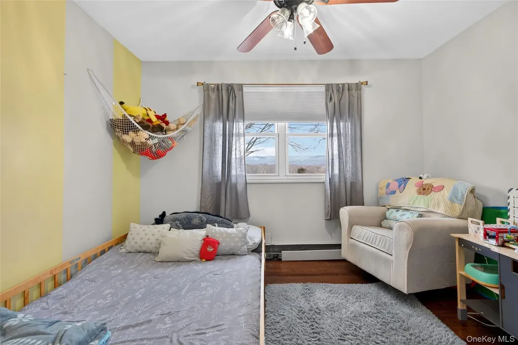 1076 Hoagerburgh Road Wallkill NY 12589