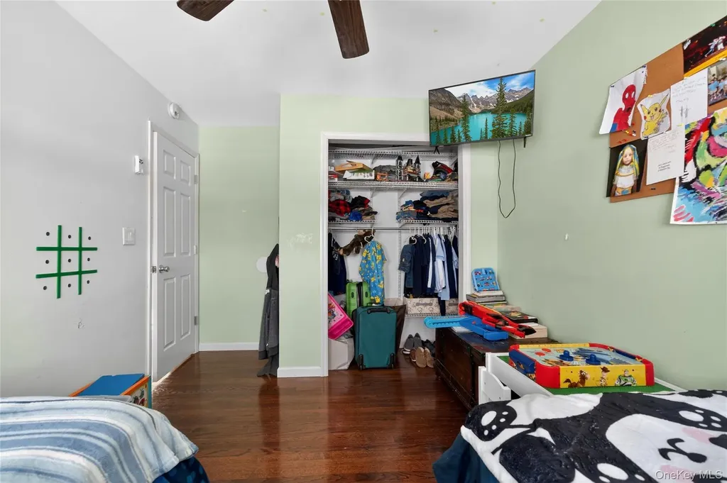 1076 Hoagerburgh Road Wallkill NY 12589