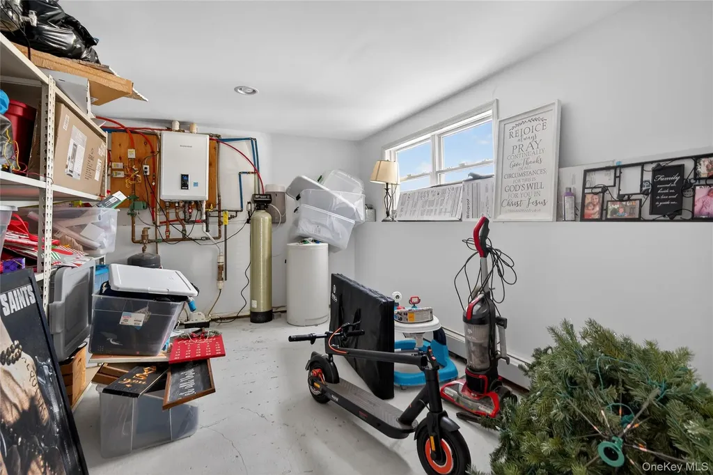 1076 Hoagerburgh Road Wallkill NY 12589