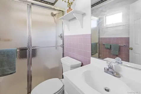 72 Josica Drive Aquebogue NY 11901