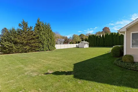 72 Josica Drive Aquebogue NY 11901