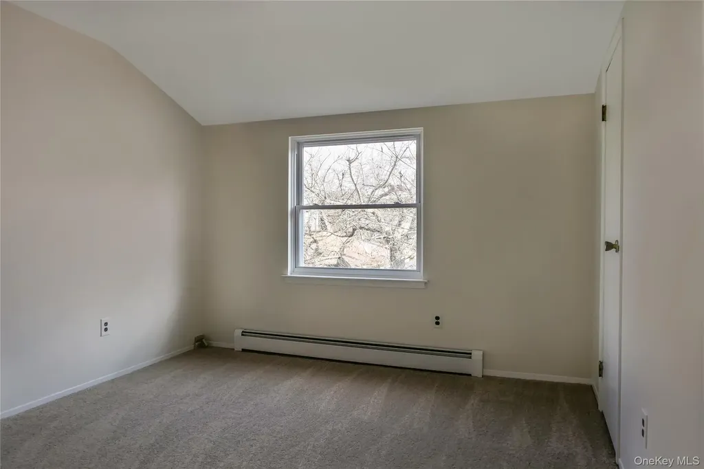 10 Marie Crescent East Patchogue NY 11772