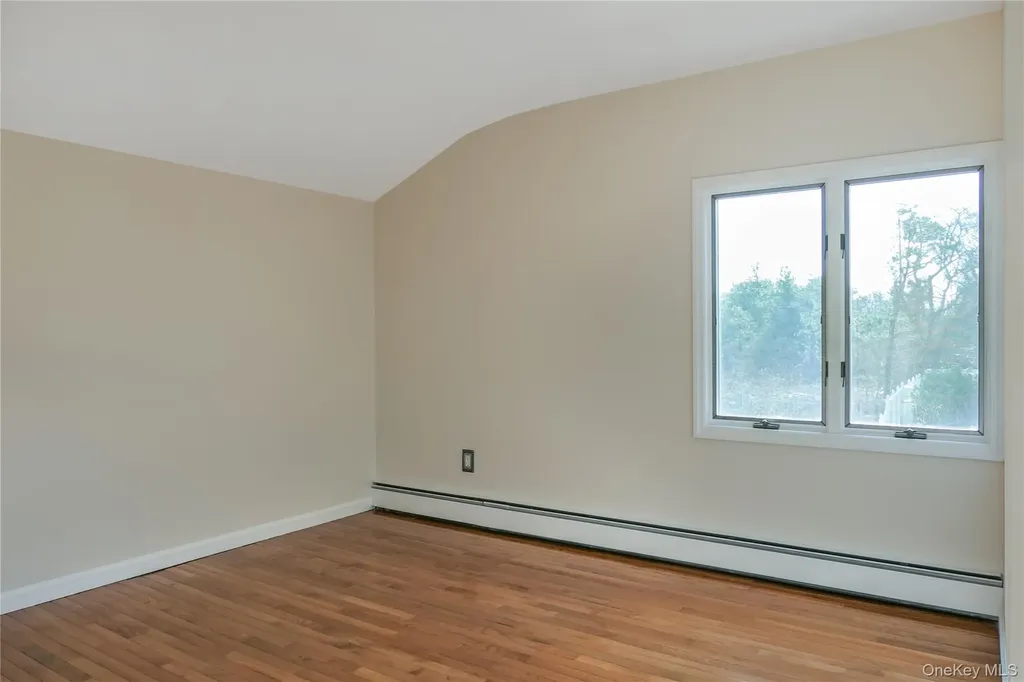 10 Marie Crescent East Patchogue NY 11772