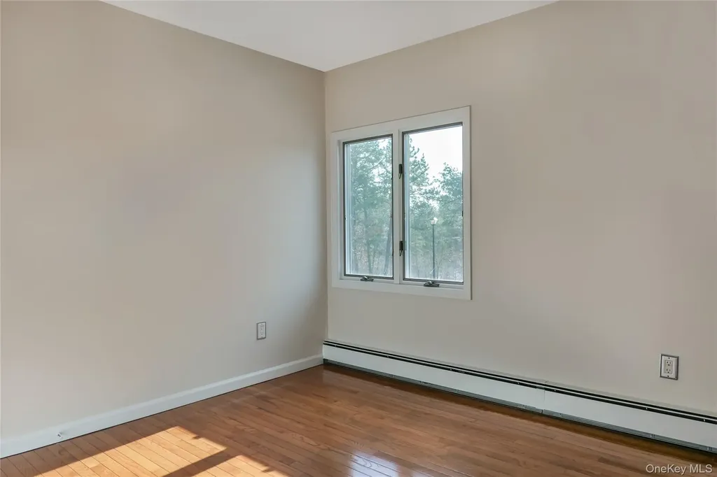 10 Marie Crescent East Patchogue NY 11772