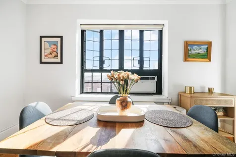 45 Pondfield Road W Bronxville NY 10708